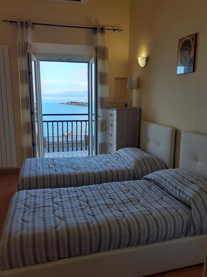 Casa La Marinella Lägenhet Porto Santo Stefano  Exteriör bild